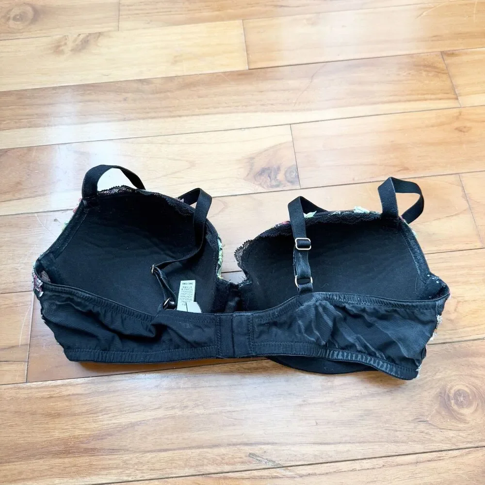 Women Victoria's Secret Dream Angel Push Up Lace Floral Bra in Black Size 36C
